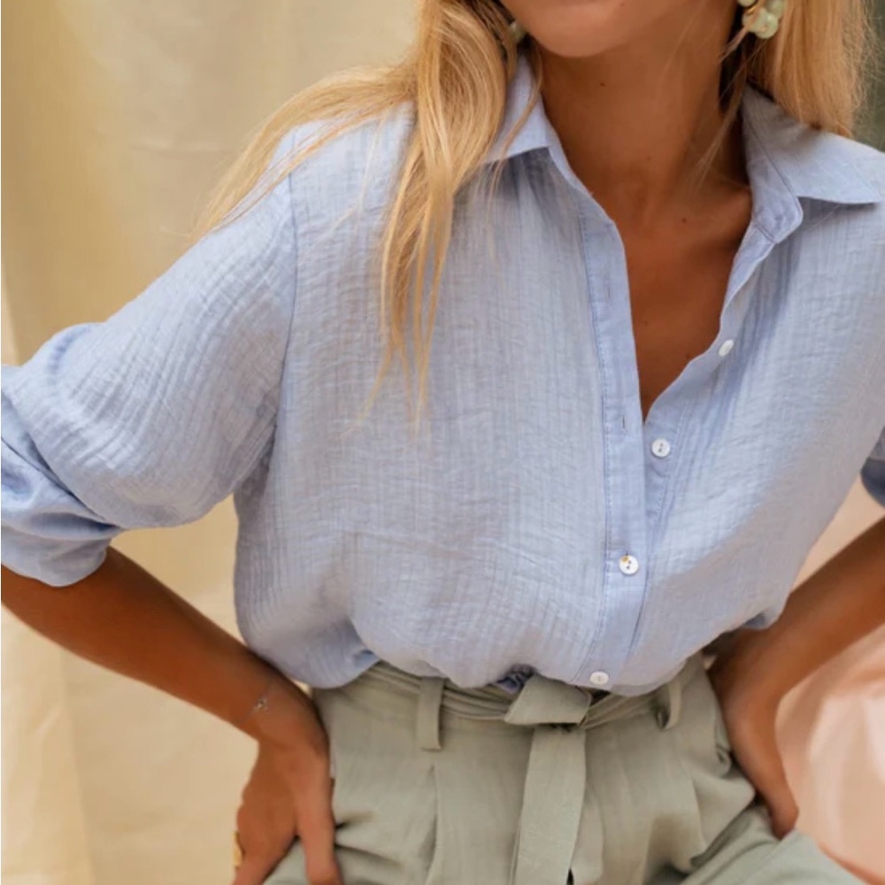 NWOT Easy Clothes Light Blue Dalo Women's Button-Up Top